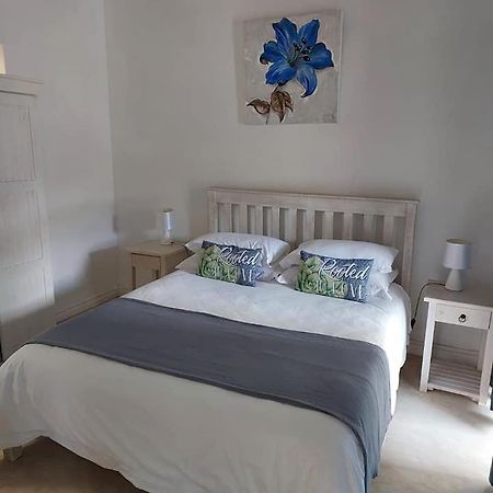 Osler Place Self-Catering สติลบาย ภายนอก รูปภาพ