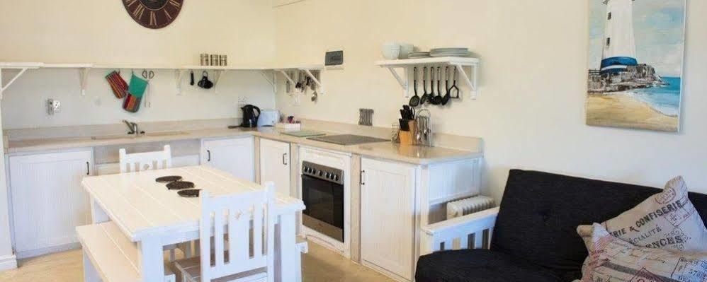 Osler Place Self-Catering สติลบาย ภายนอก รูปภาพ